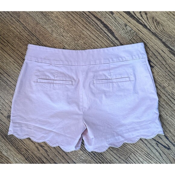 Women’s LOFT Pink Scallop  Hem Shorts The Riviera Size 2 - 4” Inseam - Picture 2 of 3